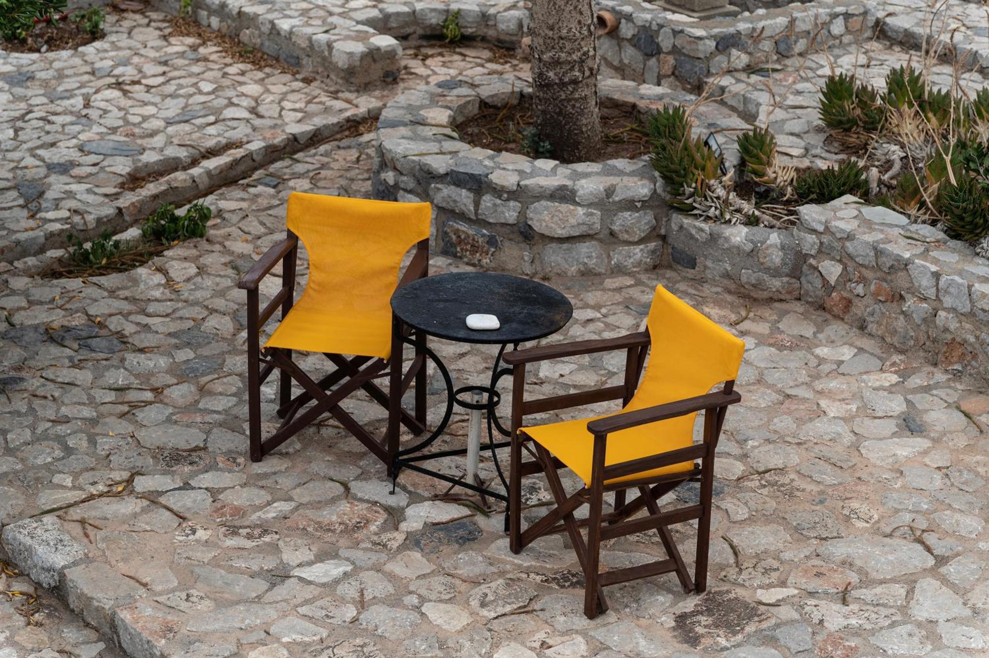 Apartamento Belessi'S Mansion Yefira Exterior foto