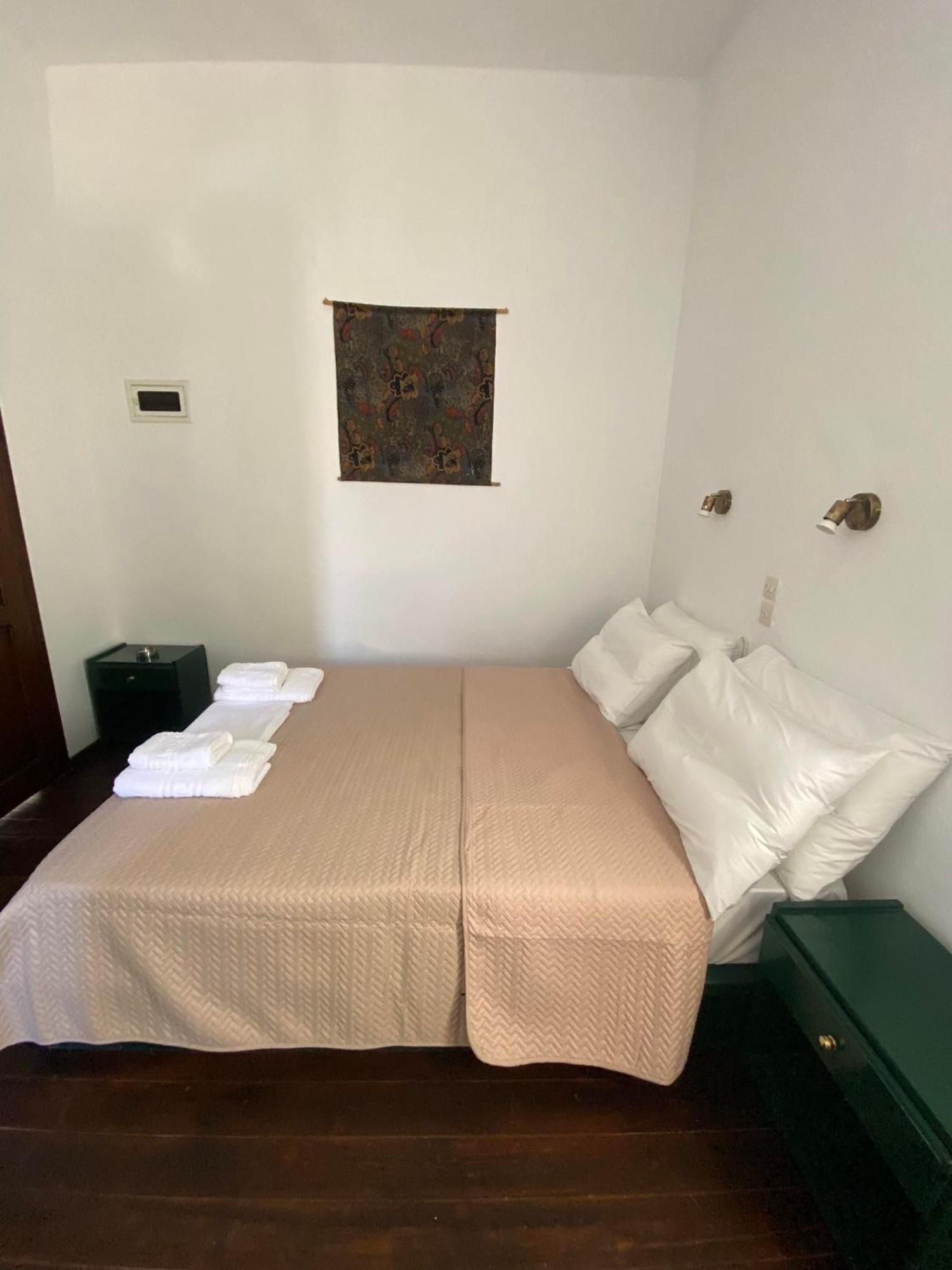 Apartamento Belessi'S Mansion Yefira Exterior foto